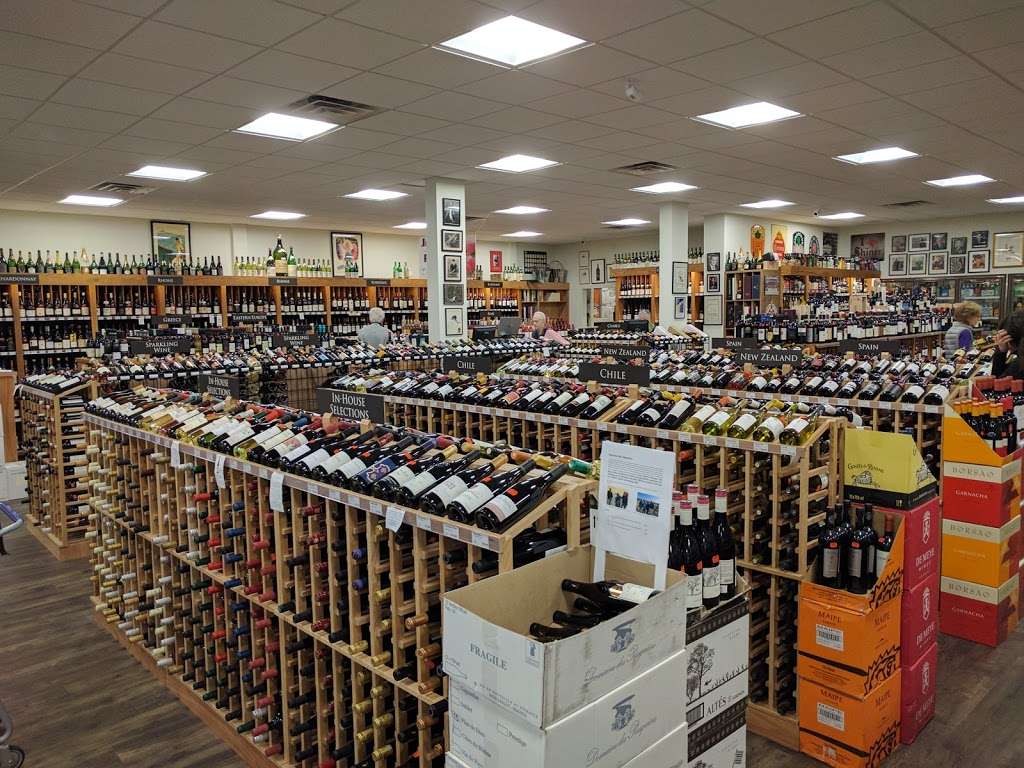 MacArthur Beverages | 4877 MacArthur Blvd NW, Washington, DC 20007, USA | Phone: (202) 338-1433