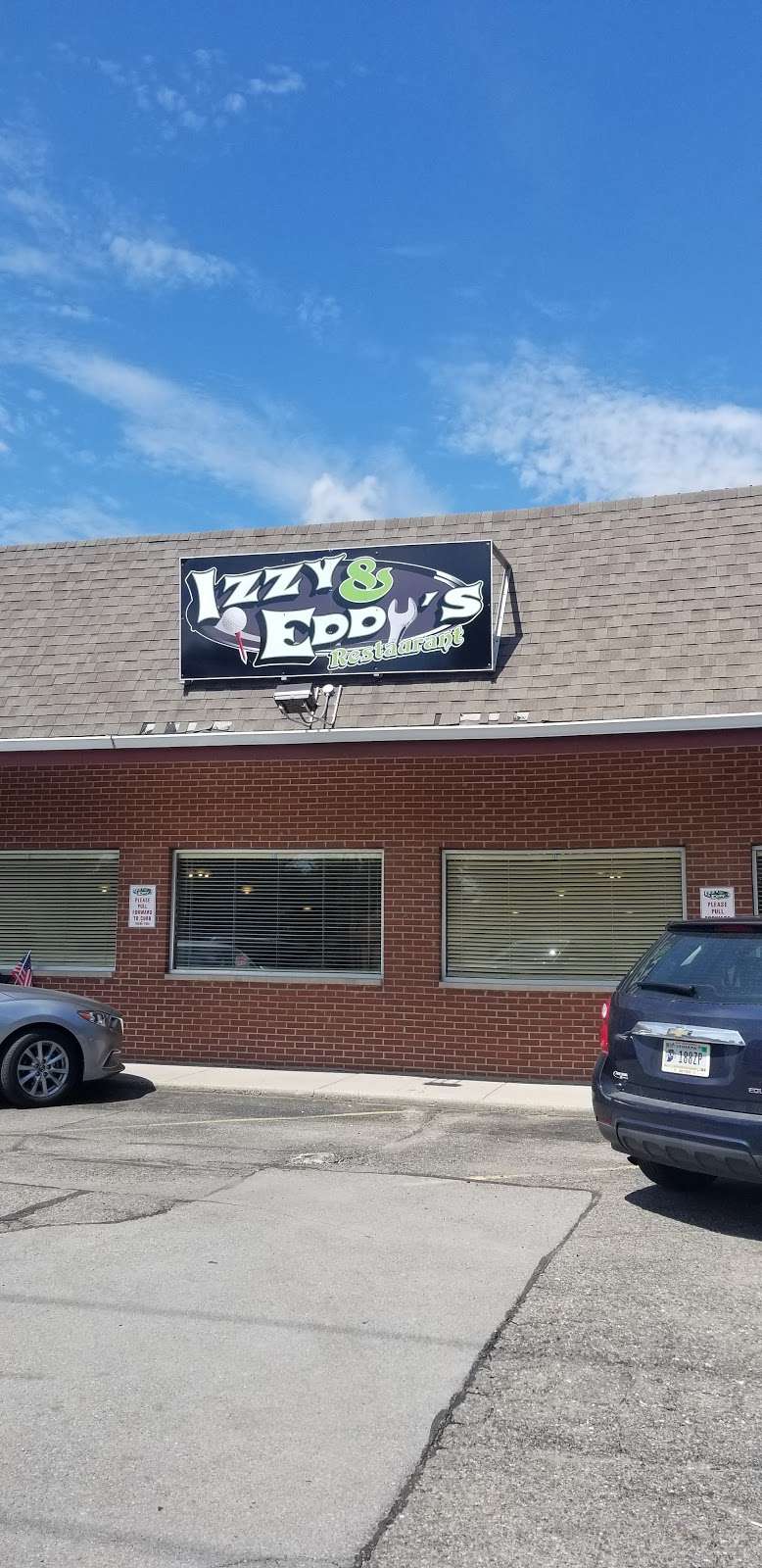 Izzy & Eddys | 122 Sweetland Ave, Tipton, IN 46072, USA | Phone: (765) 675-3663