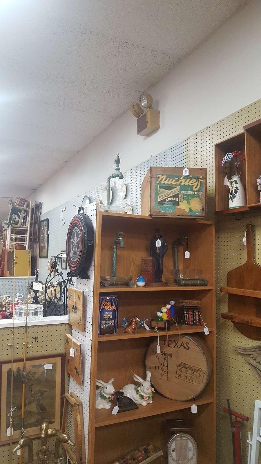 Antique Gallery | 3330 N Galloway Ave # 225, Mesquite, TX 75150, USA | Phone: (972) 270-7700
