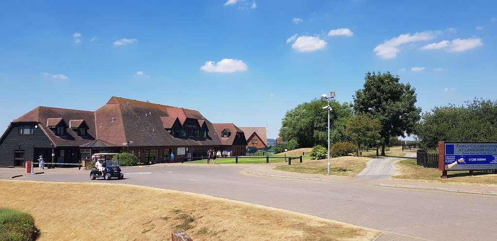 Langdon Hills Golf Country Club & Hotel | Lower Dunton Rd, Horndon on the Hill, Upminster RM14 3TY, UK | Phone: 01268 548444