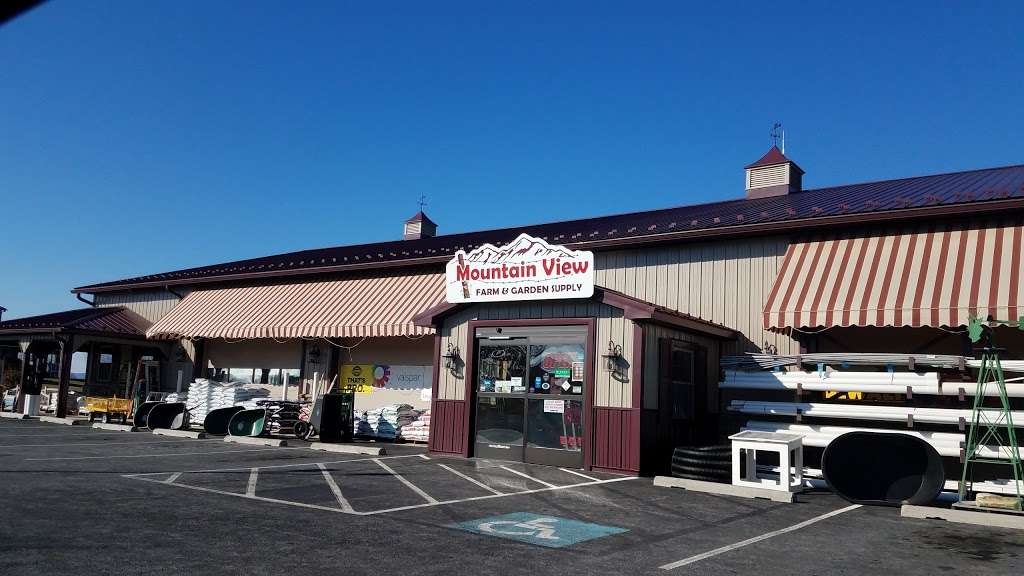 Mountain View Farm & Garden | 4923 Molly Pitcher Hwy, Chambersburg, PA 17202, USA | Phone: (717) 375-4010