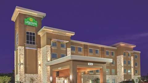 La Quinta Inn & Suites Houston NW Beltway8 - WestRD | 9034 West Sam Houston Pkwy N, Houston, TX 77064 | Phone: (281) 671-6016