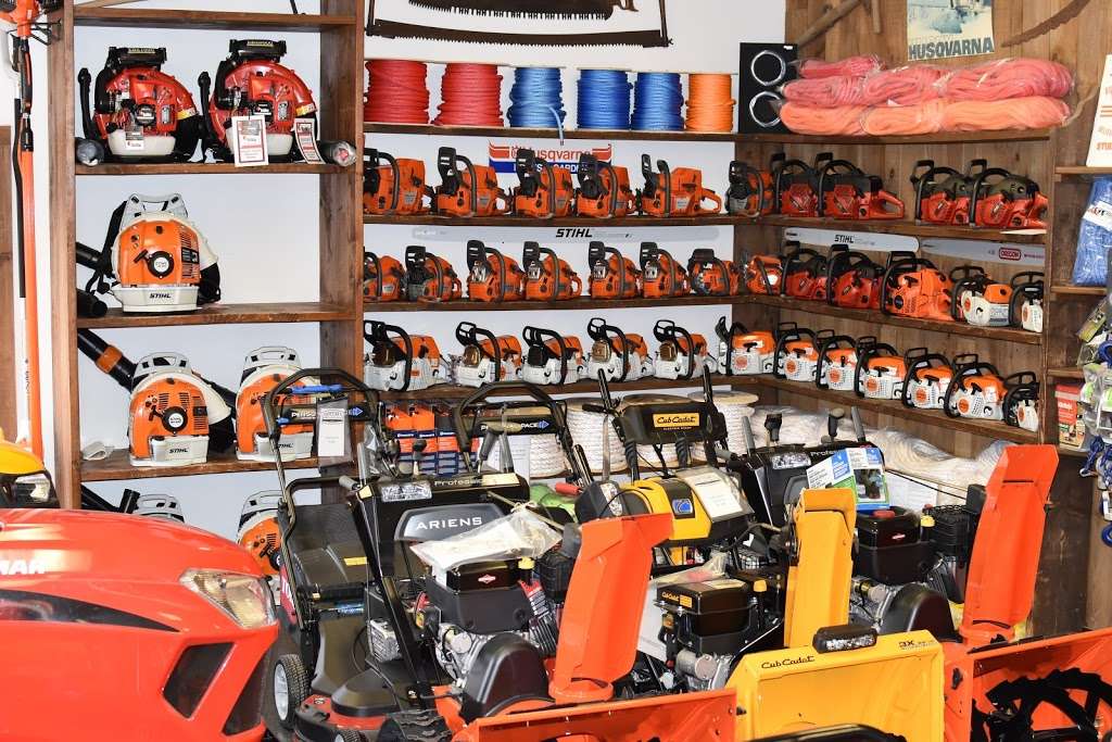 Newtown Power Equipment | 151 Mt Pleasant Rd, Newtown, CT 06470, USA | Phone: (203) 426-5012