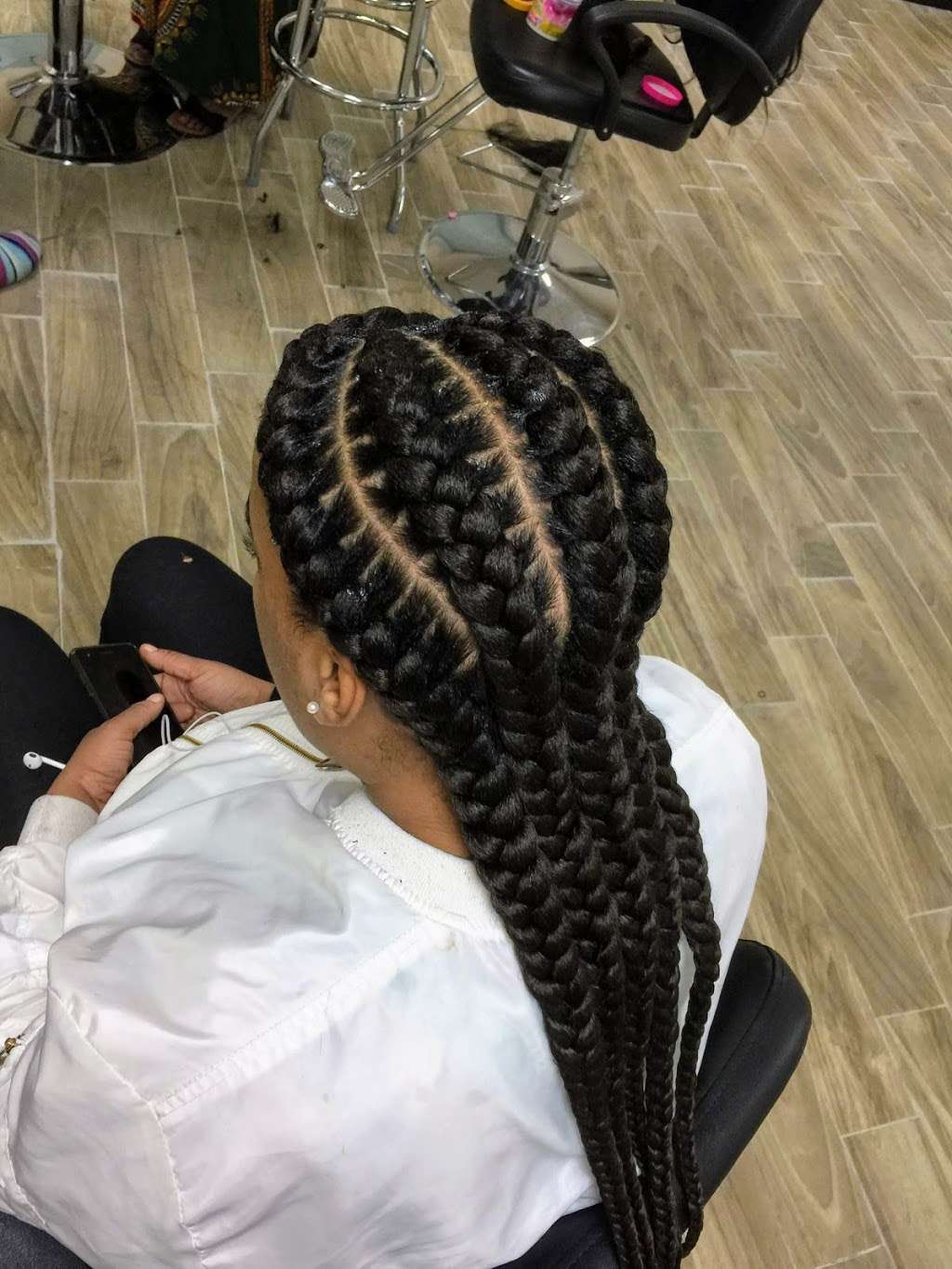 britt hair braiding | 9817 Mesa Dr, Houston, TX 77078, USA | Phone: (281) 902-8379