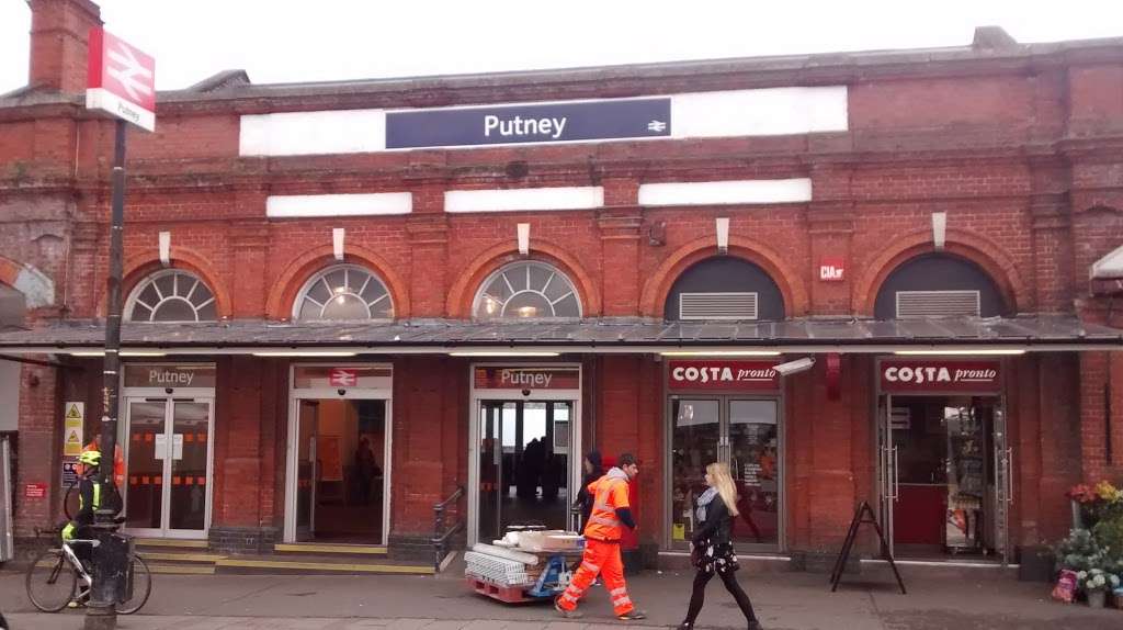 Putney | High St, London SW15 1RT, UK | Phone: 0845 600 0650
