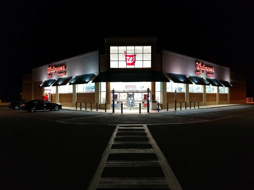 Walgreens | 305 NJ-33, Manalapan Township, NJ 07726, USA | Phone: (732) 851-0953