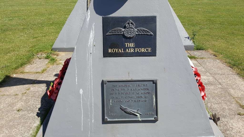 Hunsdon Aerodrome Memorial | Hunsdon Airfield, Eastwick, Ware, Ware SG12 8NS, UK