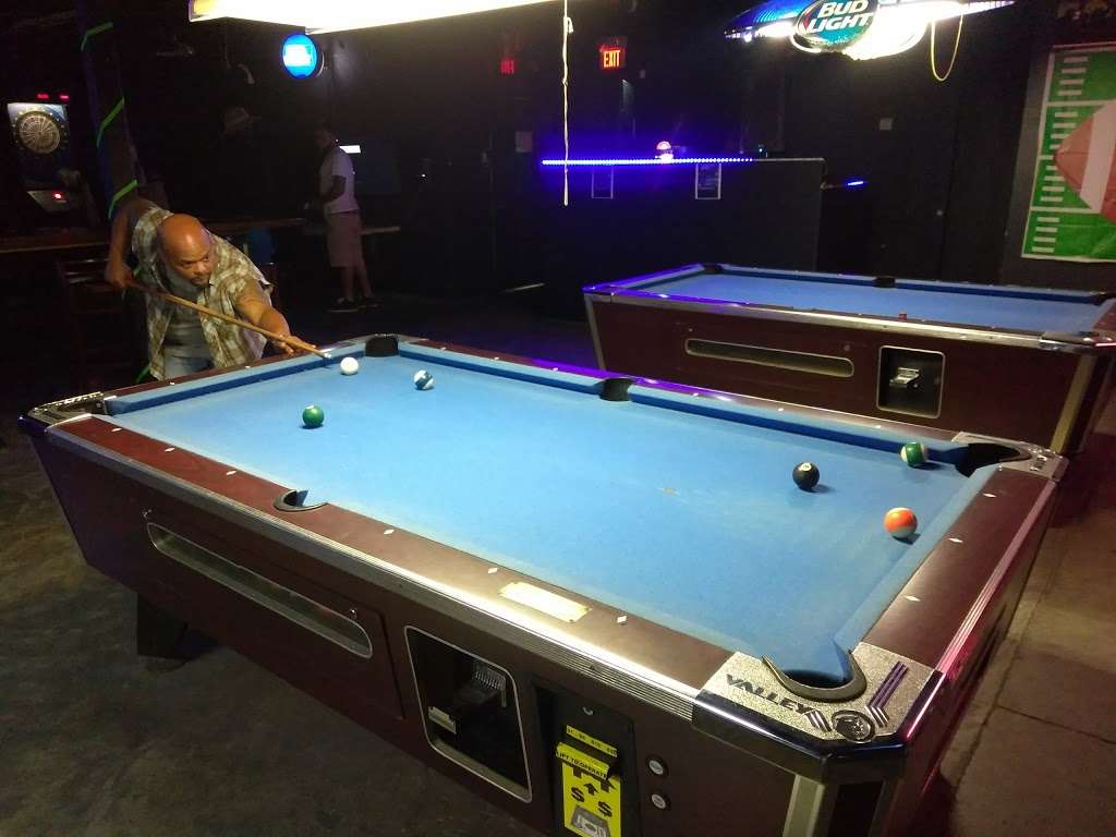 Hometowne Sports Grill | 4543 Pleasant Hill Rd, Kissimmee, FL 34759, USA | Phone: (407) 483-5943