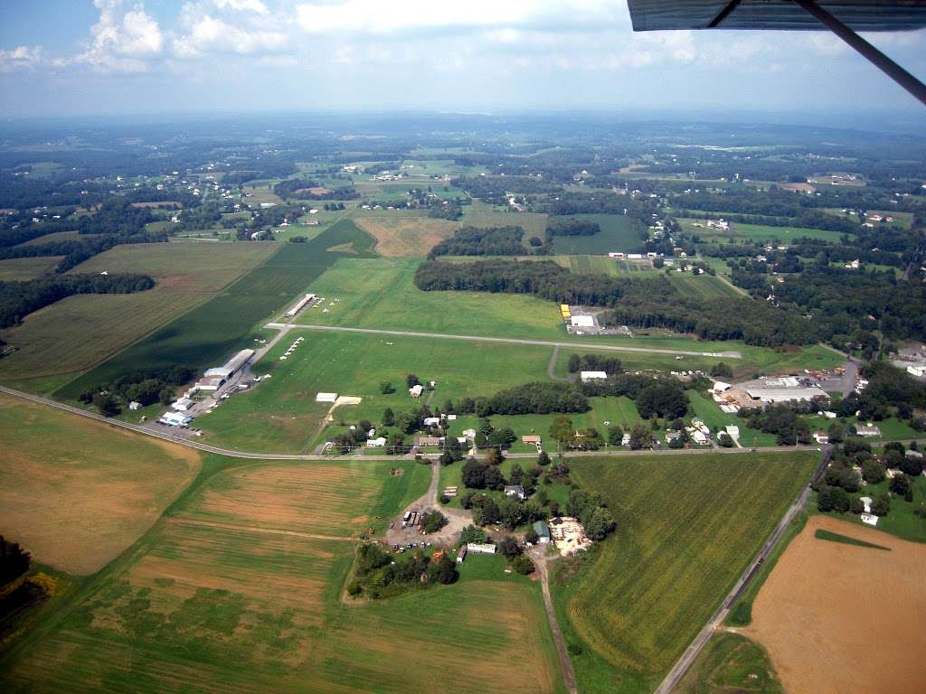 Harford County Airport-0W3 | 3538 Aldino Rd, Churchville, MD 21028, USA | Phone: (410) 836-2828