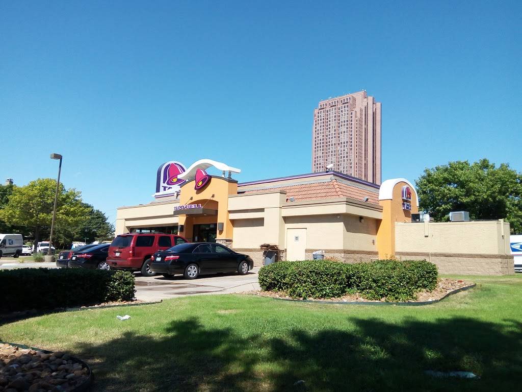 Taco Bell | 2404 N Washington Ave, Dallas, TX 75204, USA | Phone: (214) 821-4866