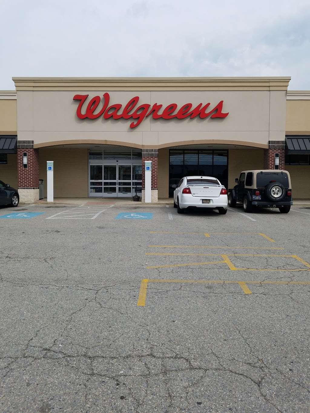 Walgreens | 2651 Kirkwood Hwy, Newark, DE 19711, USA | Phone: (302) 453-1010