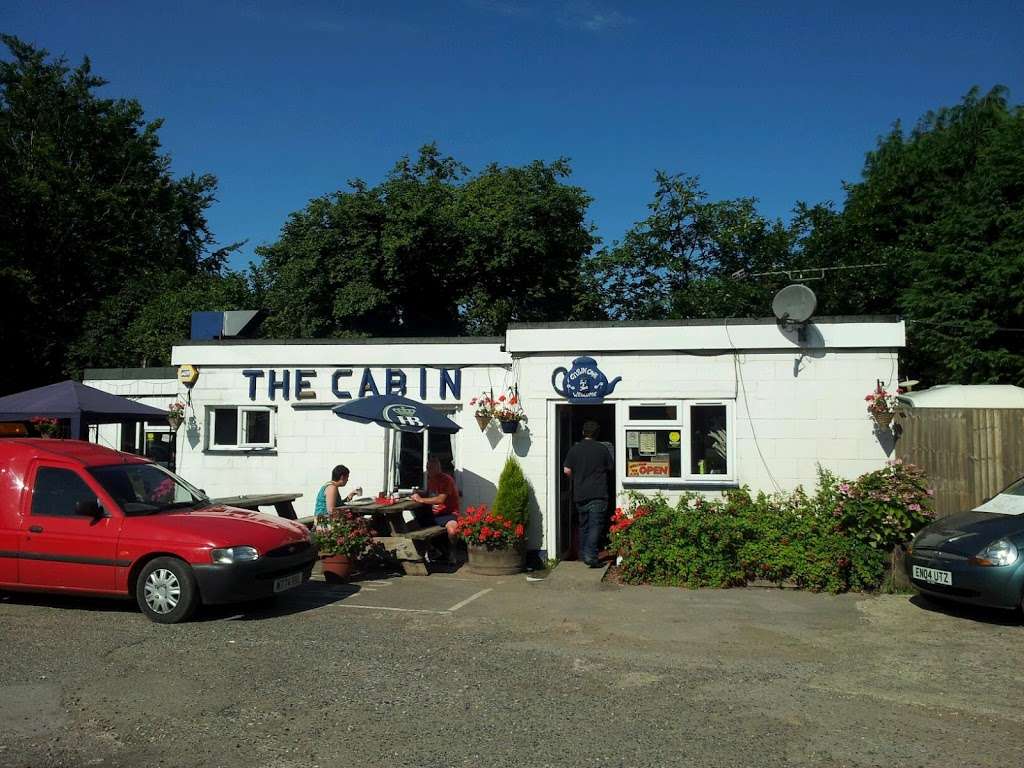 The Cabin | Crawley Rd, Faygate, Horsham RH12 4SE, UK | Phone: 01293 851575