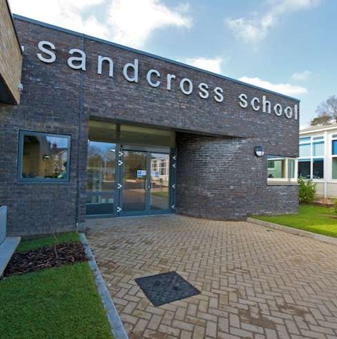 Sandcross Primary School | Sandcross Ln, Reigate RH2 8HH, UK | Phone: 01737 245467