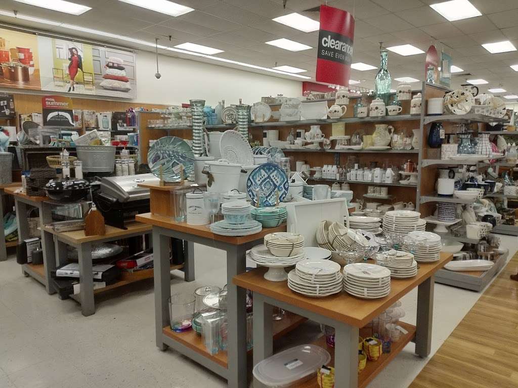 T.J. Maxx | 8903 Glades Rd, Boca Raton, FL 33434 | Phone: (561) 479-4035