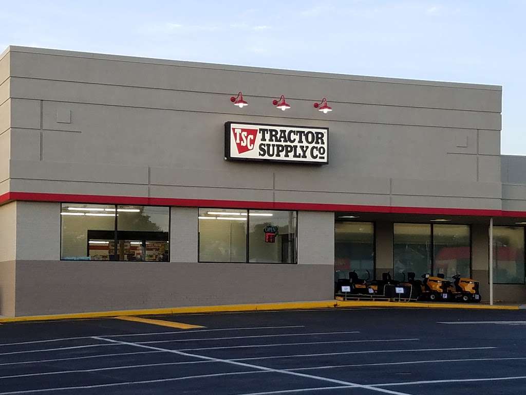 Tractor Supply Co. | 1503 E Main St, Waynesboro, PA 17268, USA | Phone: (717) 765-4141