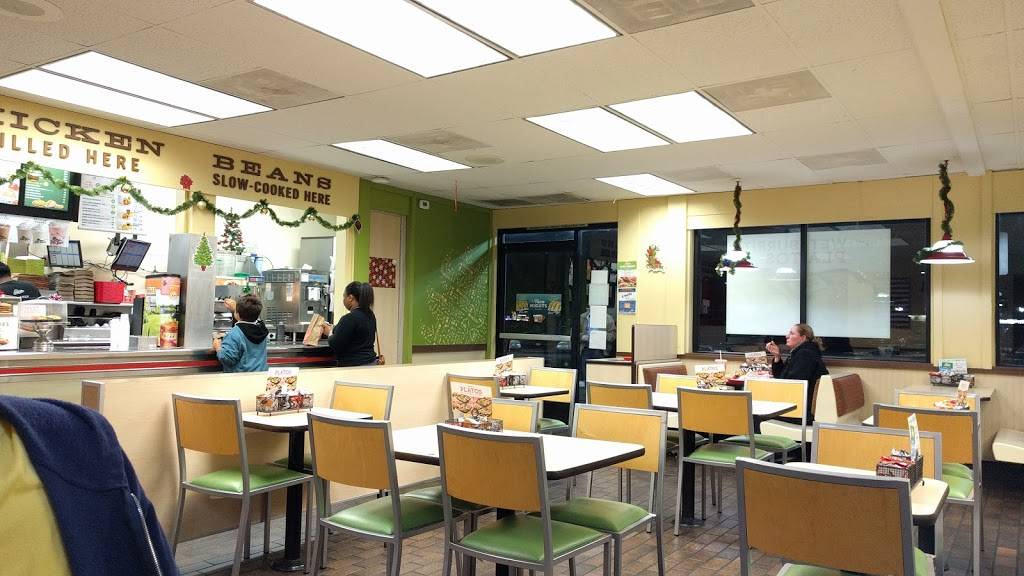 Del Taco - meal takeaway  | Photo 4 of 10 | Address: 13742 Red Hill Ave, Tustin, CA 92780, USA | Phone: (714) 544-1018