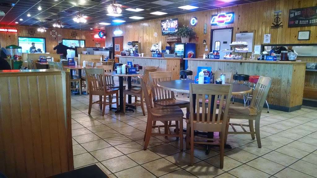 Johnnys Barbeque | 8640 US-52, Rockwell, NC 28138, USA | Phone: (704) 209-0400