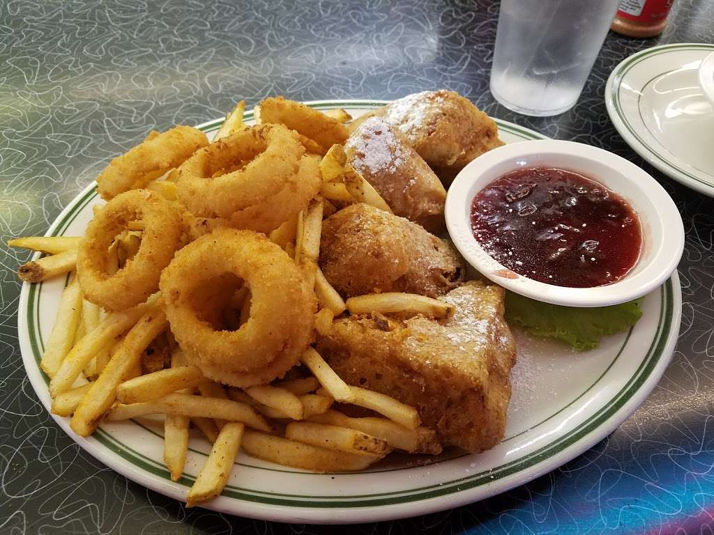 Gunther Toodys Diner | 3050, 8266 W Bowles Ave, Littleton, CO 80123, USA | Phone: (303) 932-1957