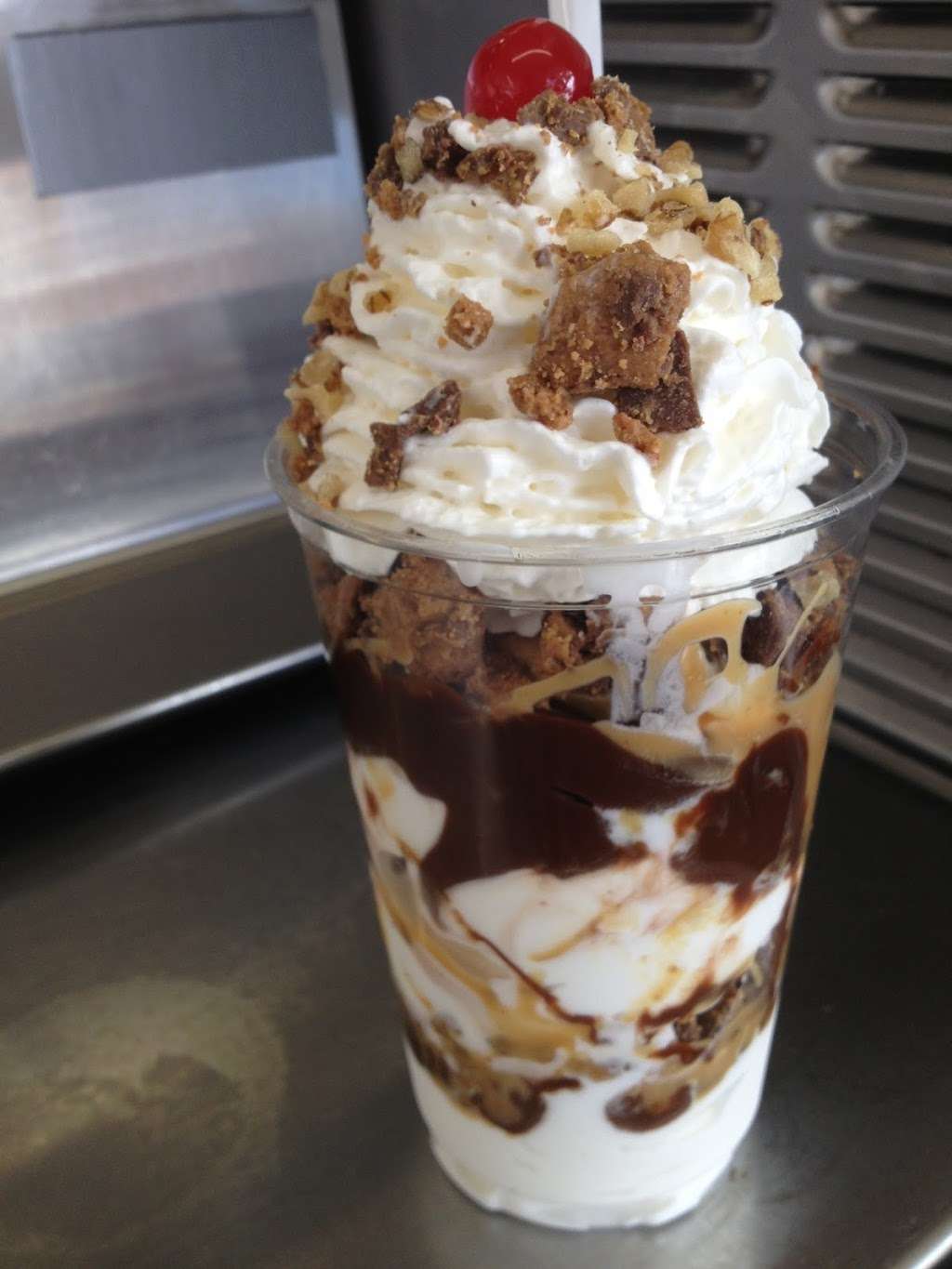 Dairy Witch Ice Cream | 117 Boston St, Salem, MA 01970 | Phone: (978) 744-5413