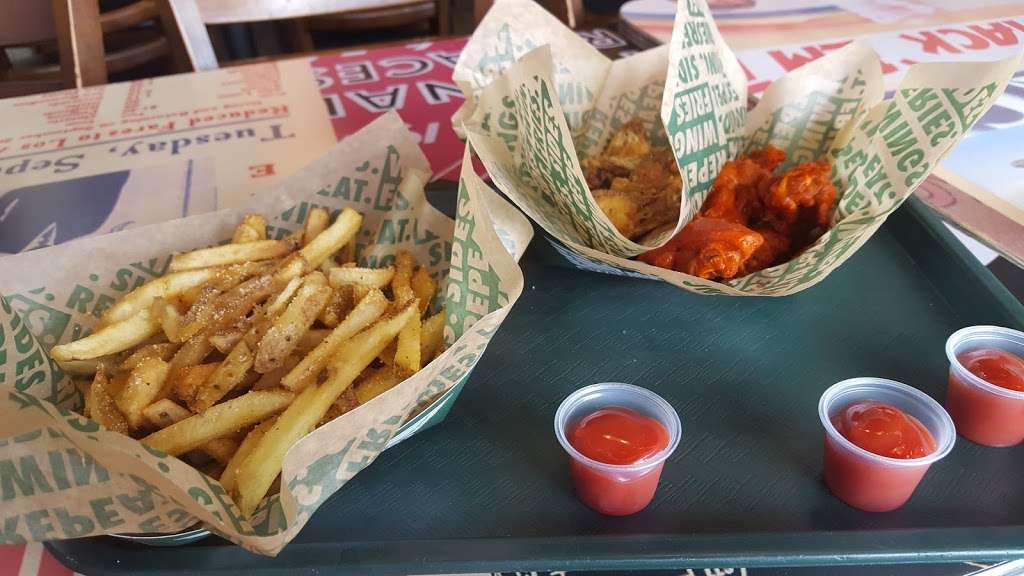 Wingstop | 6402 I-45 g, La Marque, TX 77568, USA | Phone: (409) 986-1000