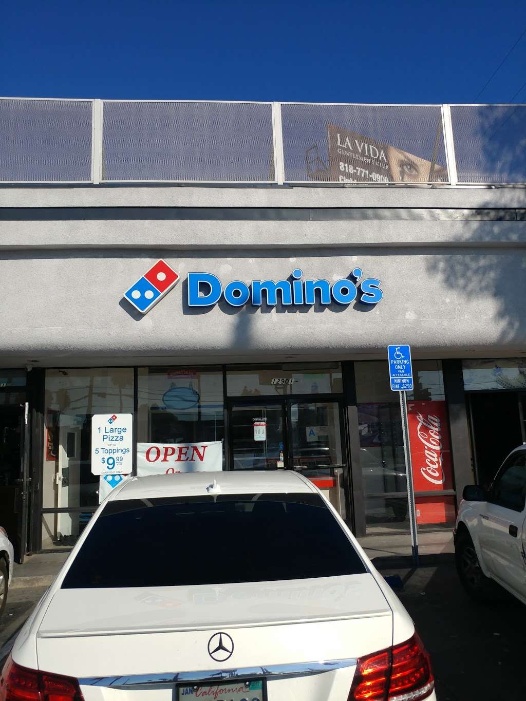 Dominos Pizza | 12901 Sherman Way Ste C, North Hollywood, CA 91605, USA | Phone: (818) 759-0000