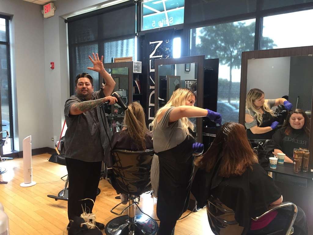 Backstage Salon and Spa | 5572 Grand Ave #4, Gurnee, IL 60031, USA | Phone: (847) 662-0211