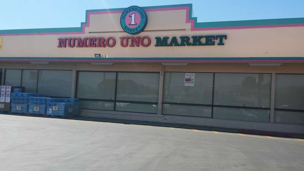 NUMERO UNO MARKET | 10455 Laurel Canyon Blvd, Pacoima, CA 91331, USA | Phone: (818) 890-9620