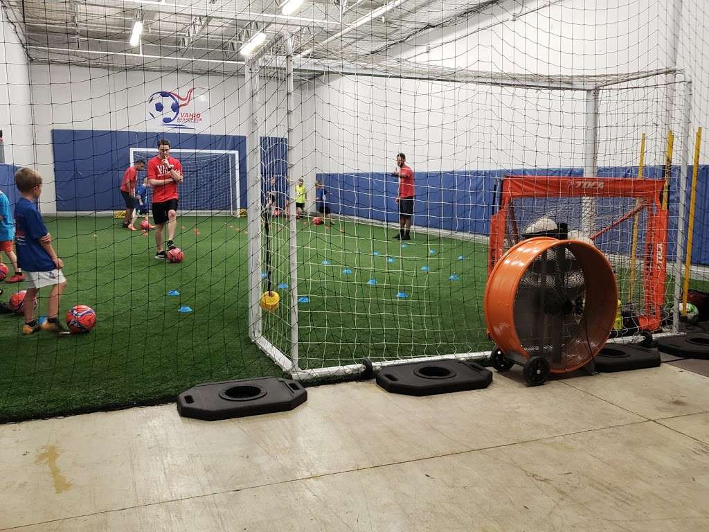 Vahid Assadpour Soccer Training | 8100 NW 101 Terrace, Kansas City, MO 64153, USA