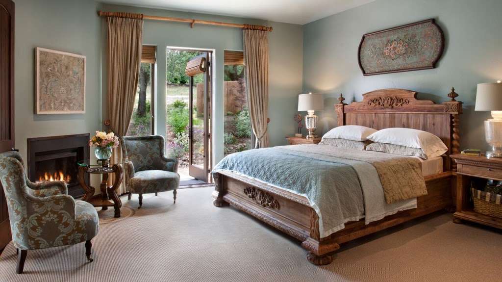 Villa Terra Nova | 67 Locke Court, Sonoma, CA 95476, USA | Phone: (800) 949-1072