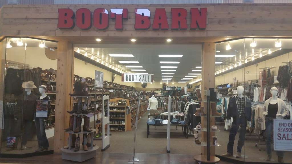 Boot Barn | 6170 W Grand Ave #625, Gurnee, IL 60031, USA | Phone: (847) 855-2652