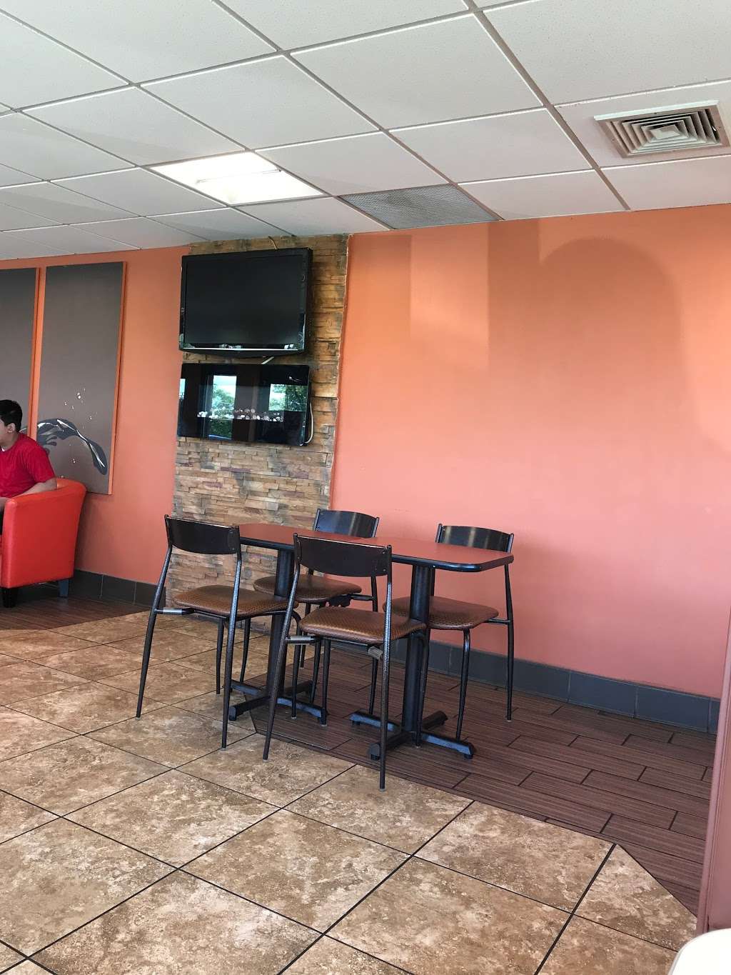 Dunkin Donuts | 802 Woodlane Rd B, Mt Holly, NJ 08060, USA | Phone: (609) 261-1104