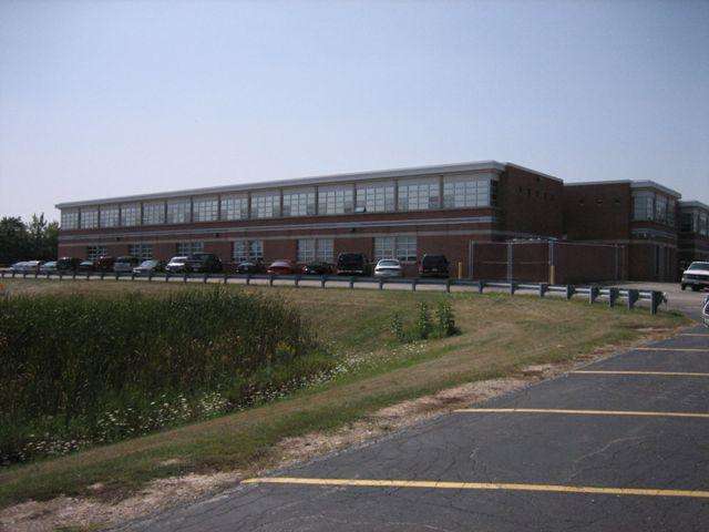 Fremont Middle School | 28871 N Fremont Center Rd, Mundelein, IL 60060, USA | Phone: (847) 566-9384