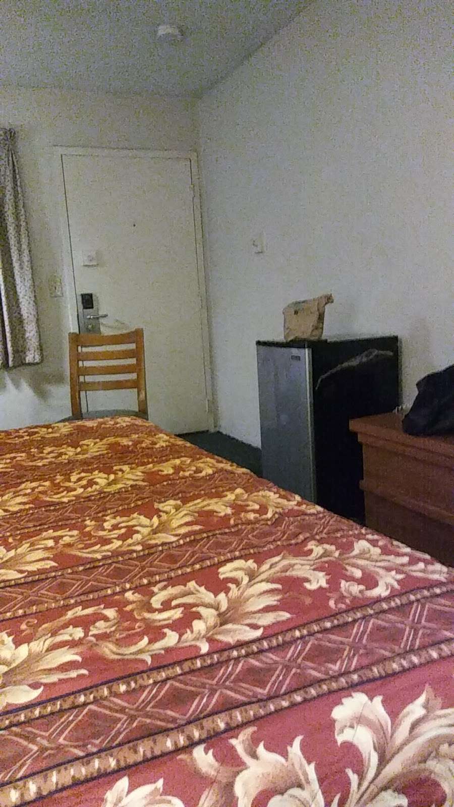 Valley Inn | 13010 Valley Blvd, La Puente, CA 91746, USA | Phone: (626) 369-4909