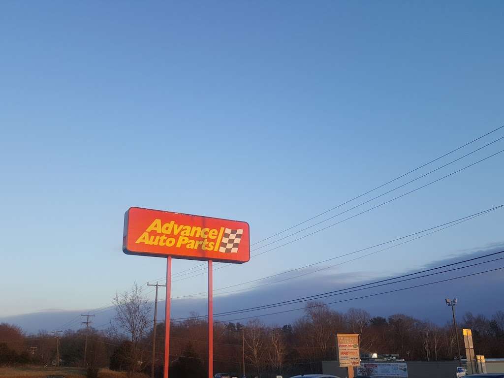 Advance Auto Parts | 505 E Main St, Louisa, VA 23093, USA | Phone: (540) 967-2019