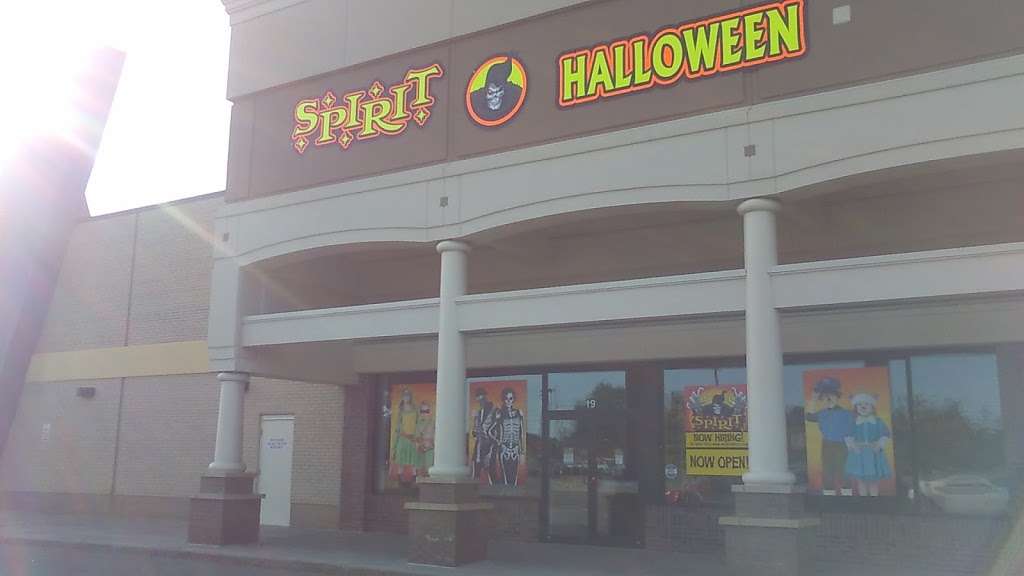 Spirit Halloween | 596 Westport Ave, Norwalk, CT 06851, USA | Phone: (866) 586-0155