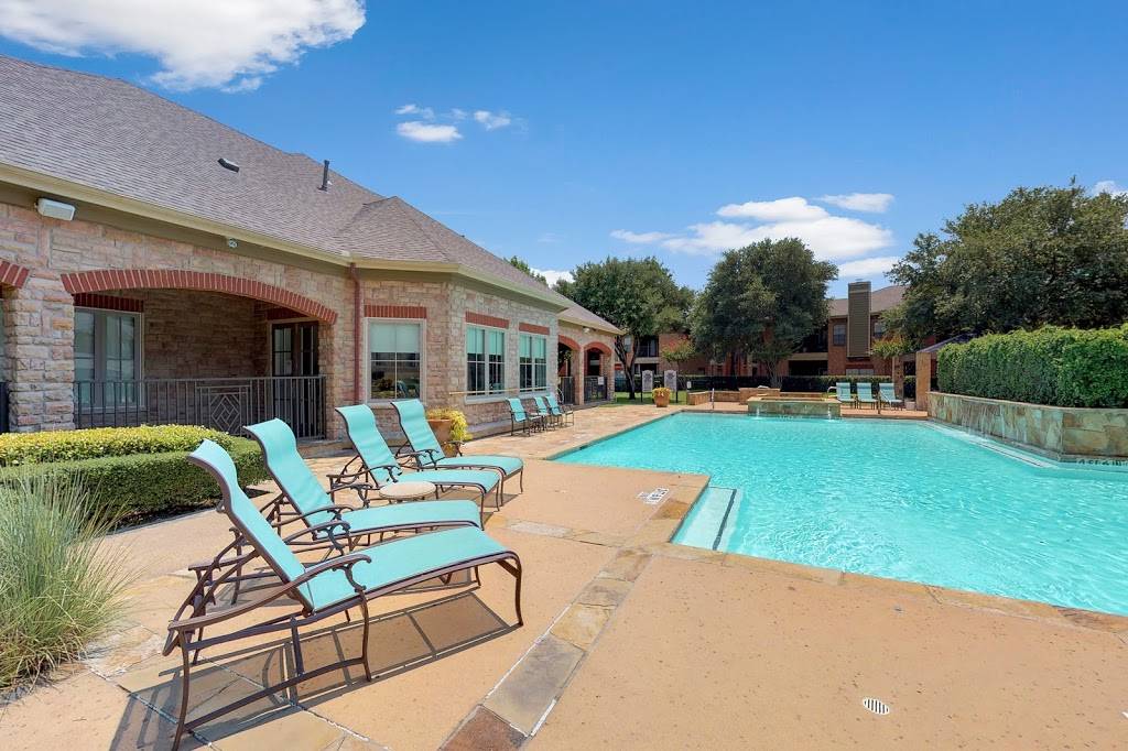 Oaks Riverchase | 777 Fairway Dr, Coppell, TX 75019, USA | Phone: (469) 284-9521