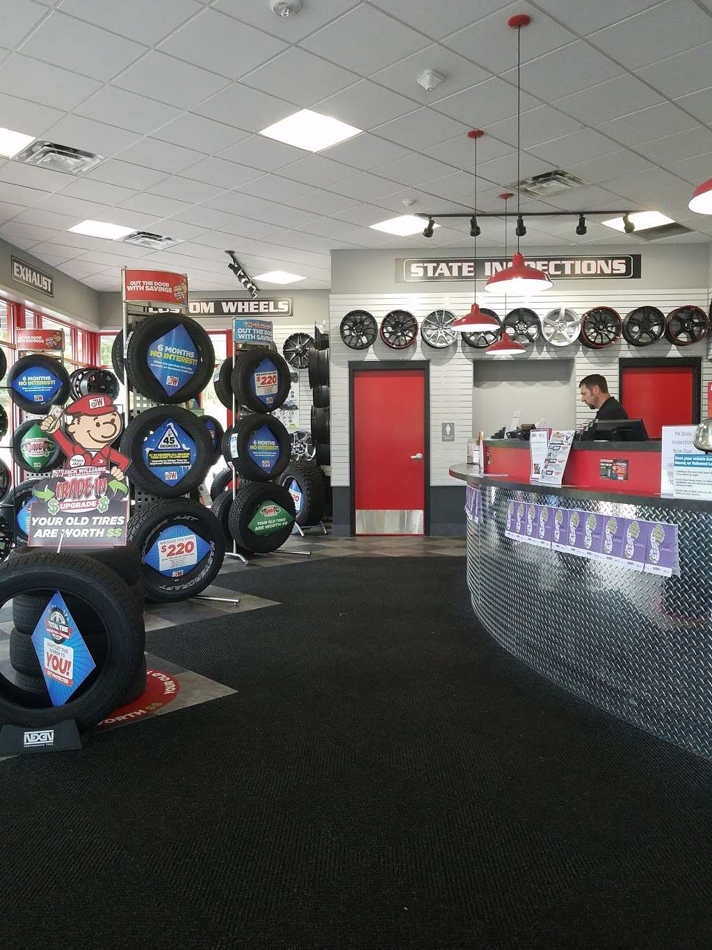 Jack Williams Tire & Auto Service Centers | 304 S Mountain Blvd, Mountain Top, PA 18707, USA | Phone: (570) 261-5375