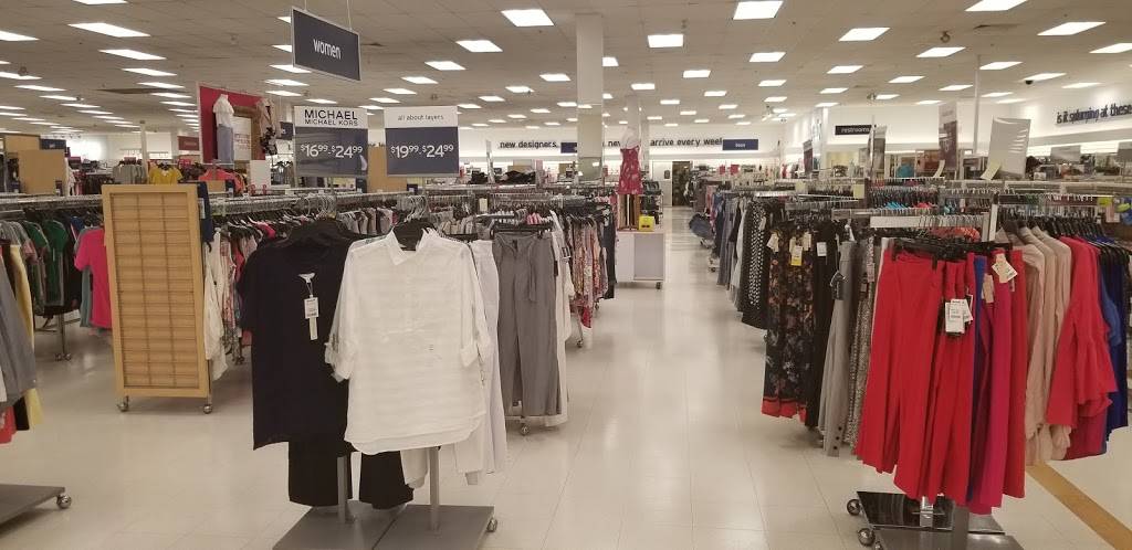 Marshalls | 135 Pearl St, Braintree, MA 02184, USA | Phone: (781) 848-8593