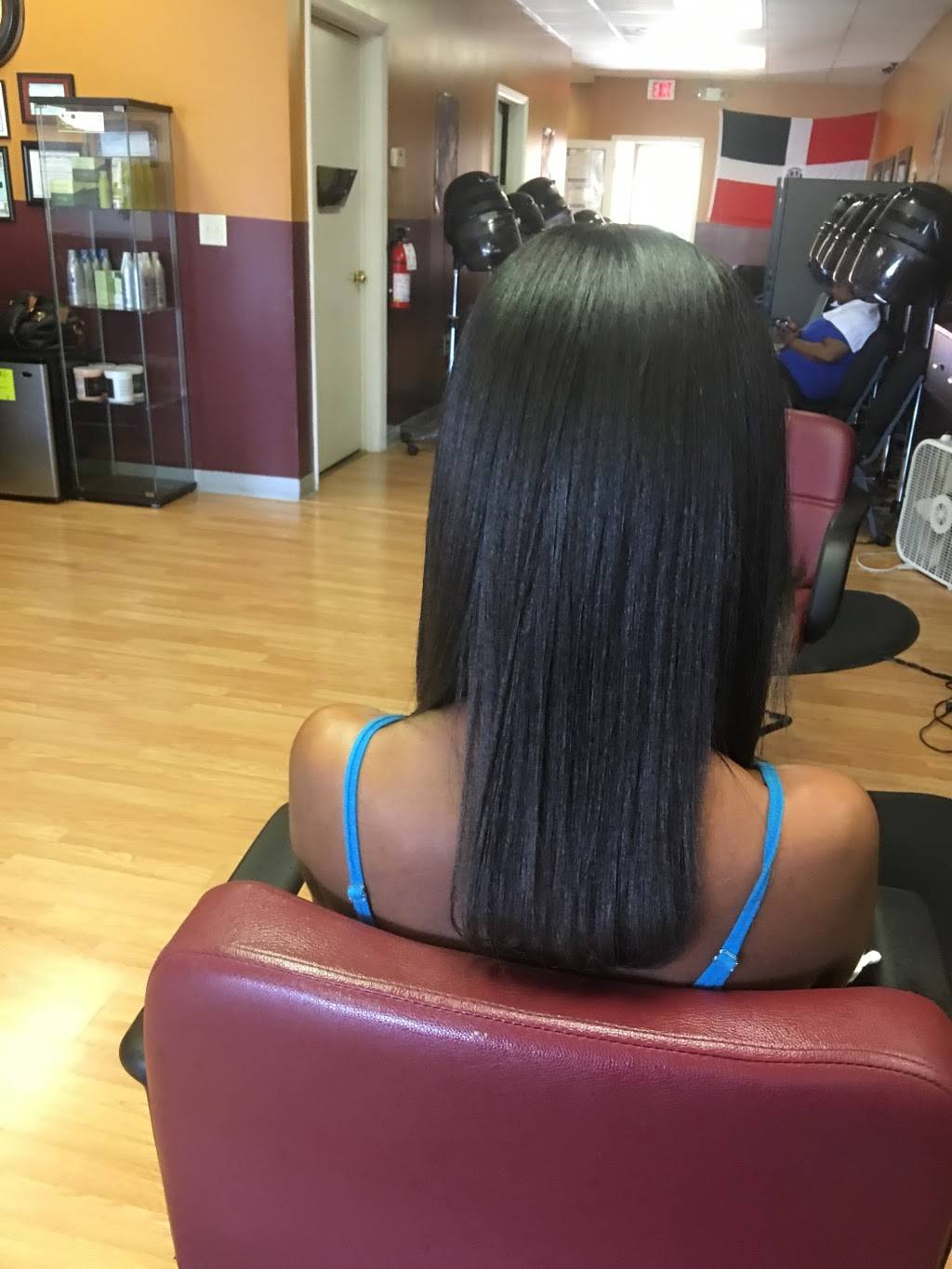 B&Y Dominican Salon | 3315 S Holden Rd, Greensboro, NC 27407 | Phone: (336) 852-8915