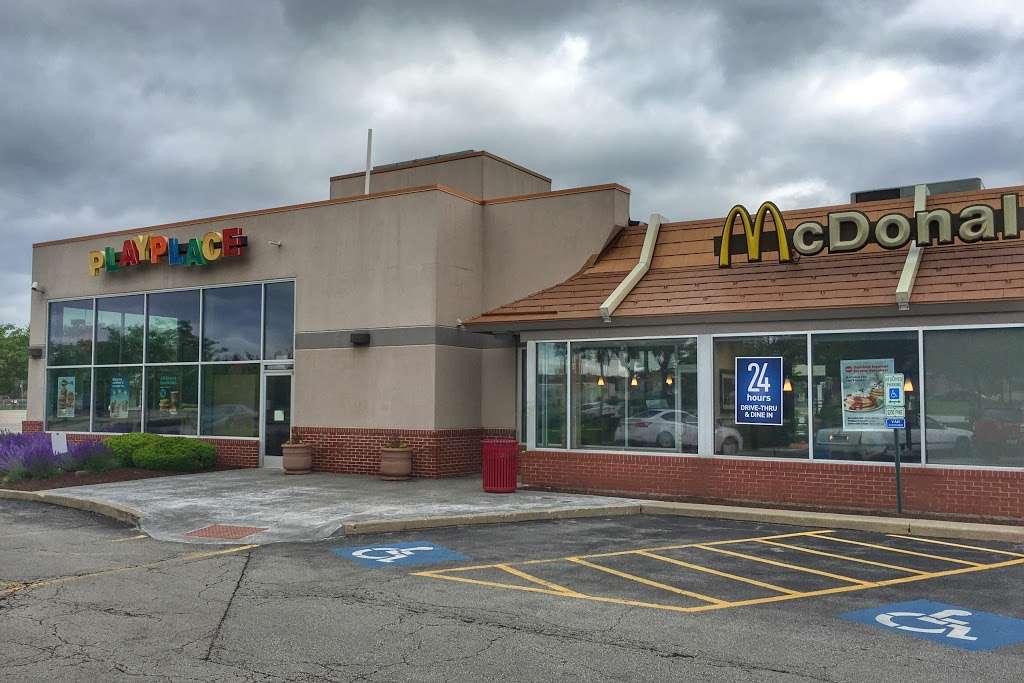 McDonalds | 3140 Kirchoff Rd, Rolling Meadows, IL 60008, USA | Phone: (847) 670-0780