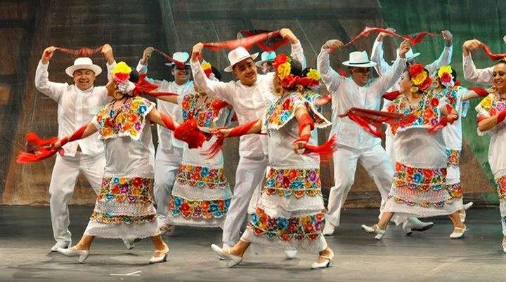 Casa Folklorica | 57 Marlow Dr, Oakland, CA 94605, USA | Phone: (510) 562-6046