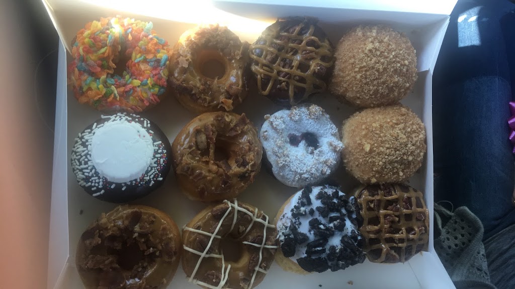 Glaze Doughnuts | 5815 Franz Rd D, Katy, TX 77493, USA | Phone: (281) 574-3345