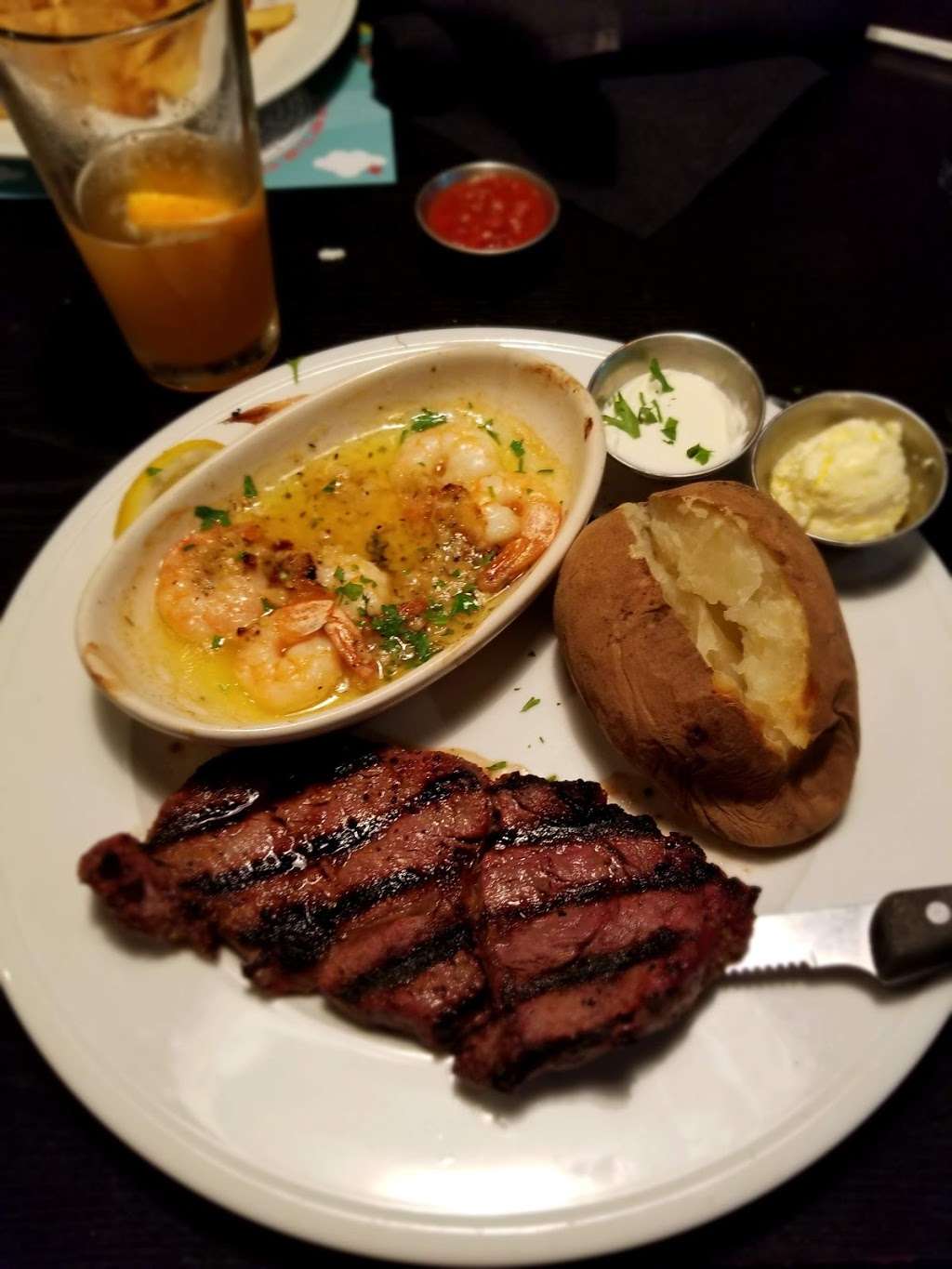 Charlie Browns Fresh Grill | 121 S Main St, Forked River, NJ 08731, USA | Phone: (609) 622-8445