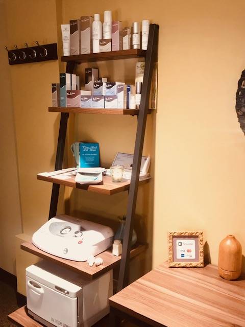 Essential Radiance by Beth Branco | 3258 California Ave SW, Seattle, WA 98116, USA | Phone: (206) 310-9587