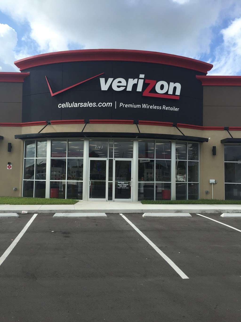 Verizon Authorized Retailer – Cellular Sales | 2143 Hwy 92 W, Auburndale, FL 33823, USA | Phone: (863) 662-3925