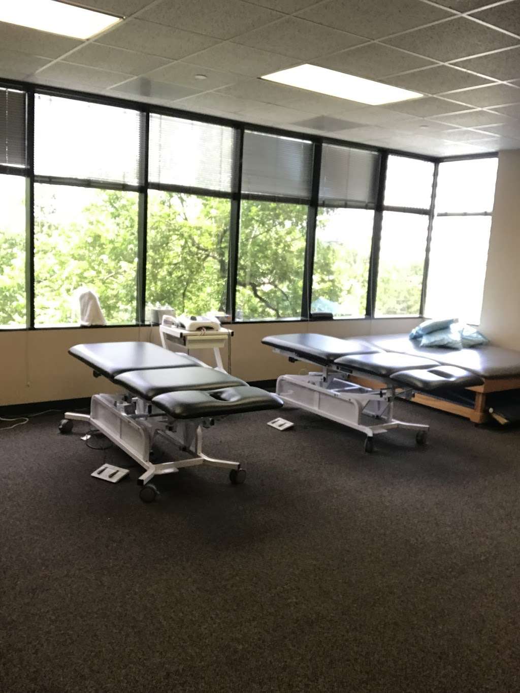 C Foster + Associates Physical Therapy | 6565 W Loop S Suite 450, Bellaire, TX 77401, USA | Phone: (713) 661-2900