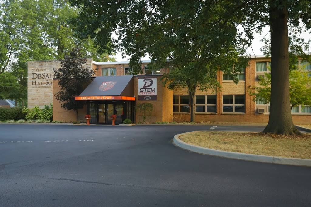 DeSales High School | 425 W Kenwood Dr, Louisville, KY 40214, USA | Phone: (502) 368-6519