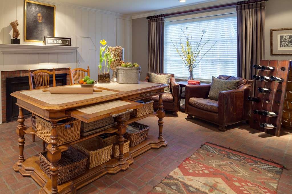 Jamie Merida | Bountiful Flooring | 218 N Washington St #311, Easton, MD 21601, USA | Phone: (410) 822-2622