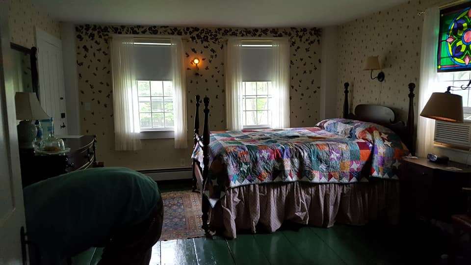 Charlottes House Bed & Breakfast | 96 S Bolton Rd, Bolton, MA 01740, USA | Phone: (978) 779-5005