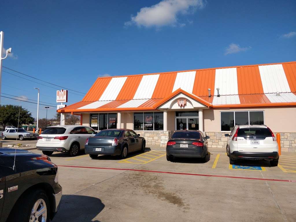 Whataburger | 3845 S Carrier Pkwy, Grand Prairie, TX 75052, USA | Phone: (972) 237-7941